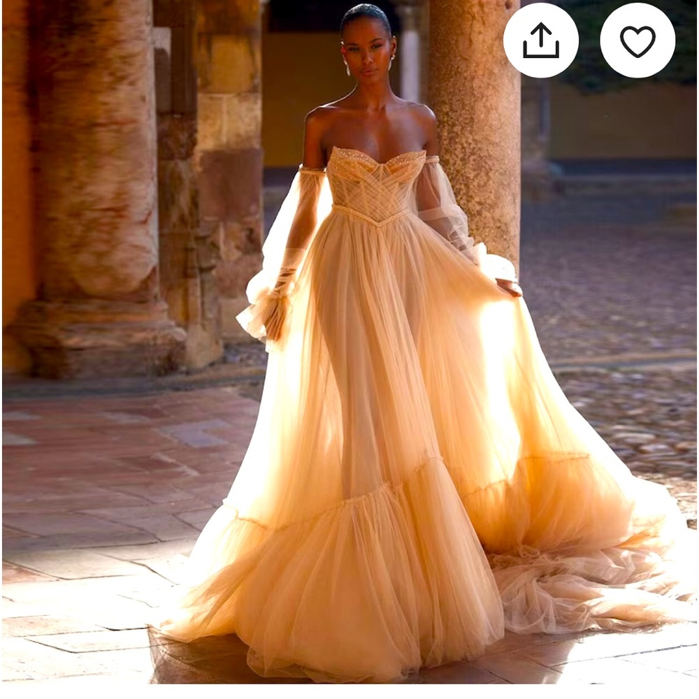 Beautiful cream tulle gown!  NWOT